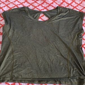 Lululemon crop top